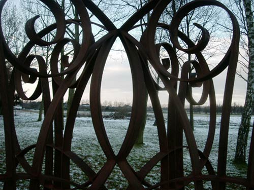 sculpture by Sonja van Kerkhoff