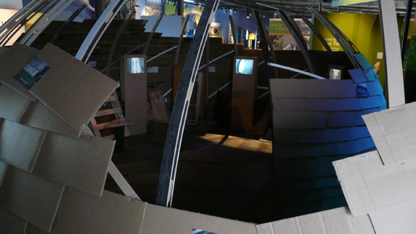 5 screen video installation built by Sen McGlinn and Sonja van Kerkhoff for an exhibition in Puke Ariki, the Taranaki museum of natural history and ethnology