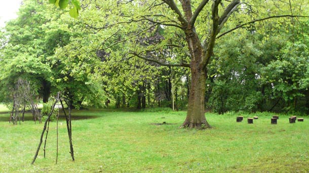 Land Art sculpture by Sonja van Kerkhoff + Sen McGlinn.