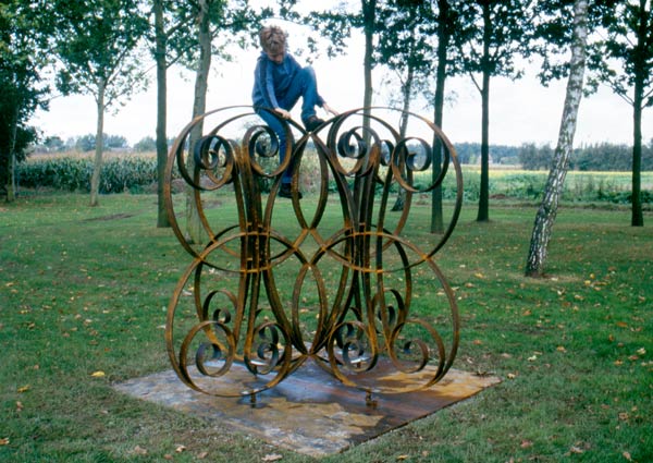 sculpture by Sonja van Kerkhoff